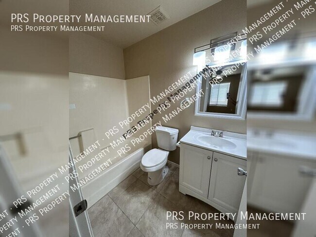 Building Photo - 551 S Lesueur