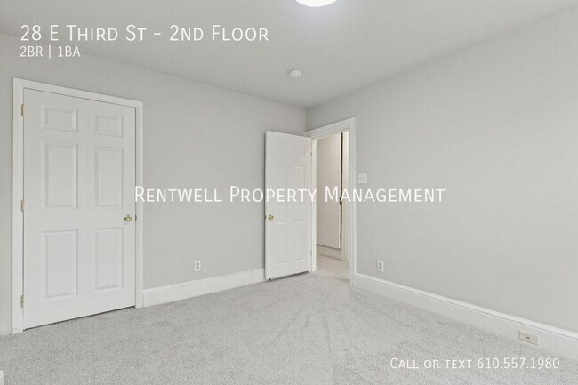 Building Photo - 28 E Third St-2nd Floor