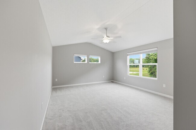 Building Photo - 5749 Shadowfair Ln