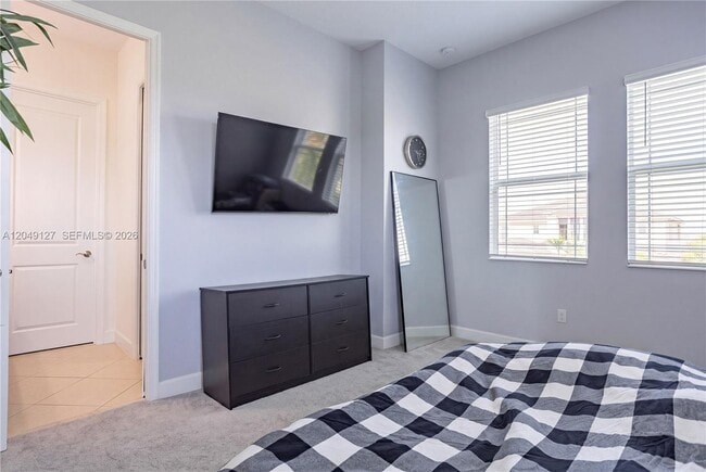 Building Photo - 5850 Whippoorwill Cir