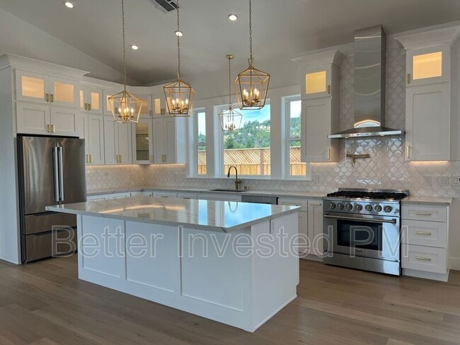 Building Photo - 4579 Lambert Dr
