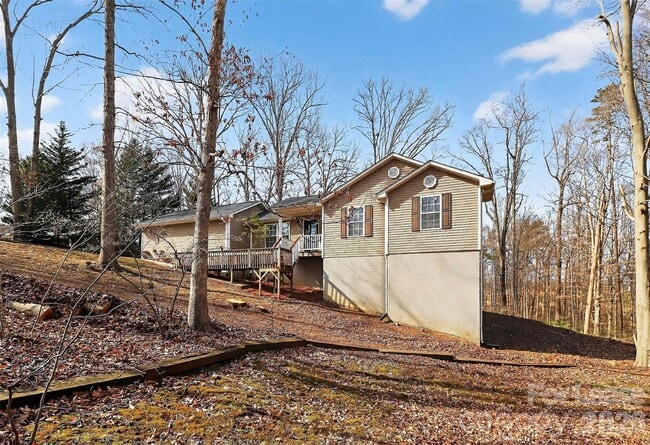 Building Photo - 6238 King George Dr