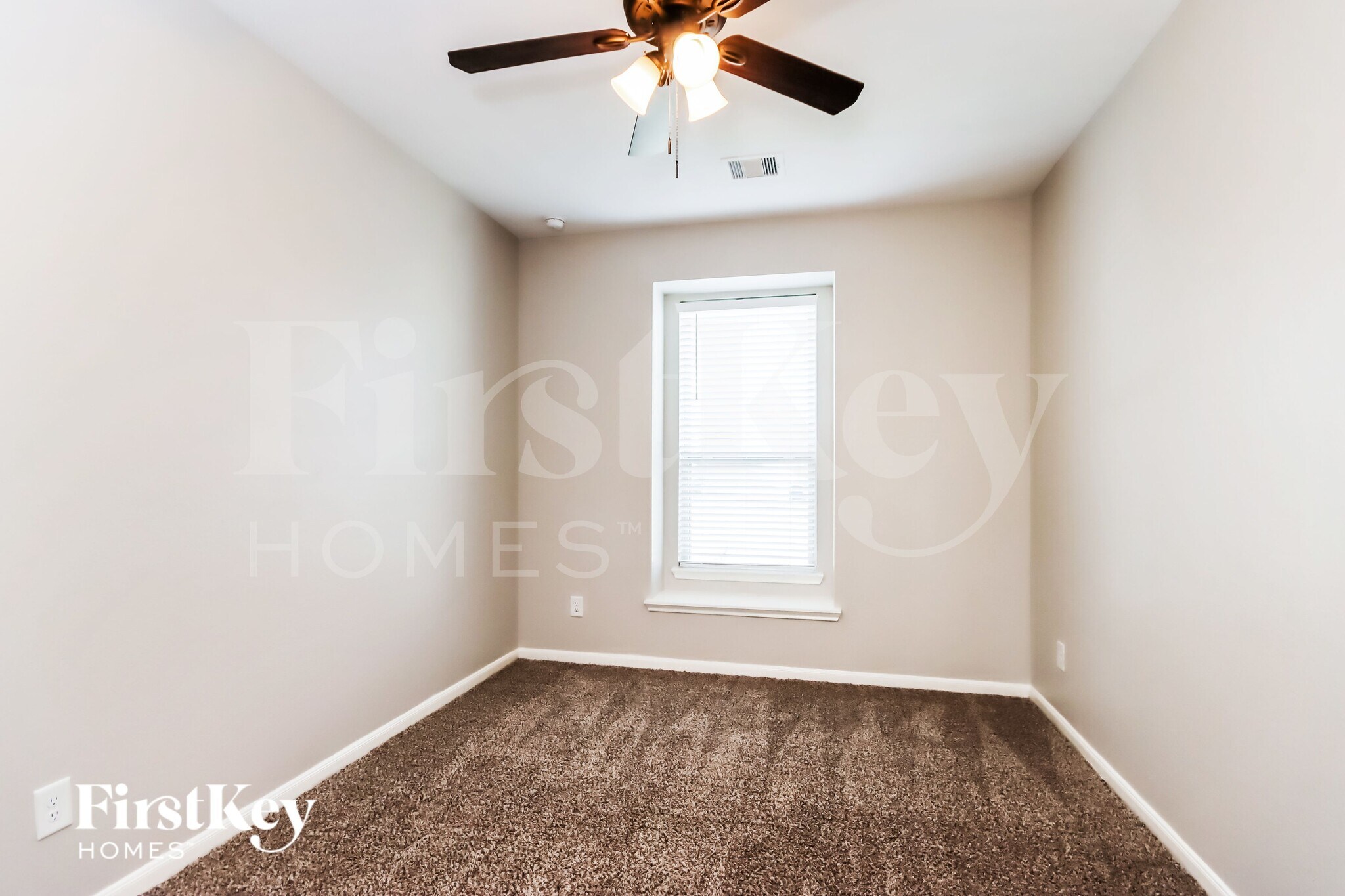 Building Photo - 25515 Kensington Lk Dr