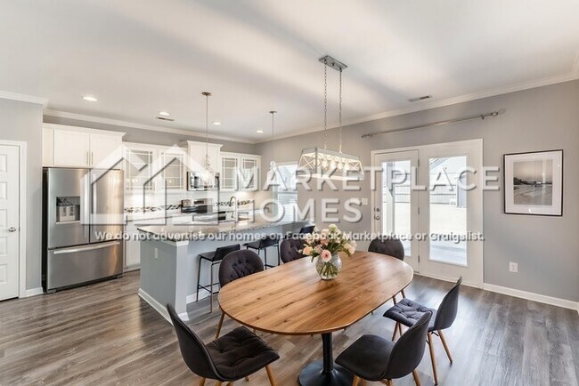 Building Photo - 101 Edmund Cir