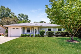 Building Photo - 3 Bedroom Home in Northport, AL