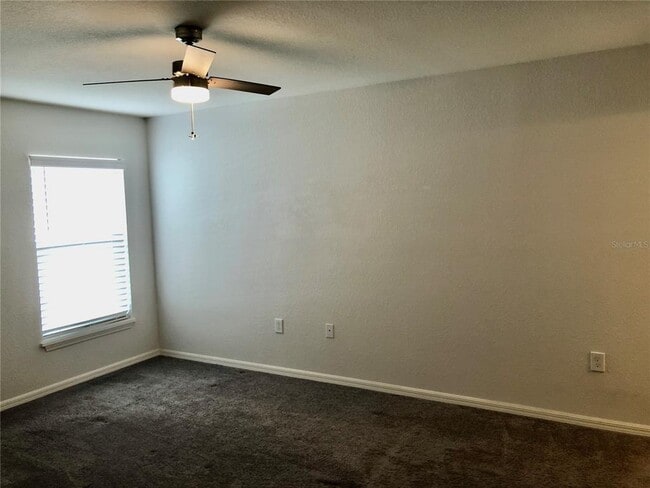 Building Photo - 332 Cascara Ln