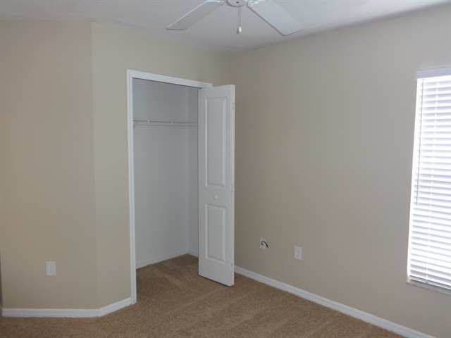 Building Photo - 1750 Kirtley Dr
