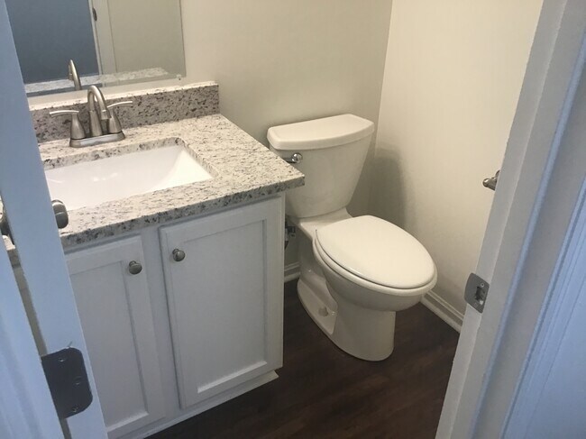 Building Photo - 3096 Stony Hollow Ct