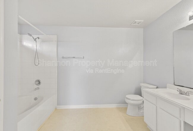 Building Photo - 21106 Blackbluff Ct