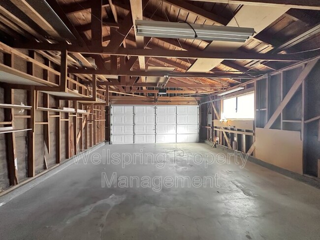 Building Photo - 1201 N Erwin St