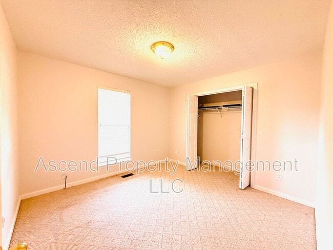 Building Photo - 10156 Baker Boy Dr