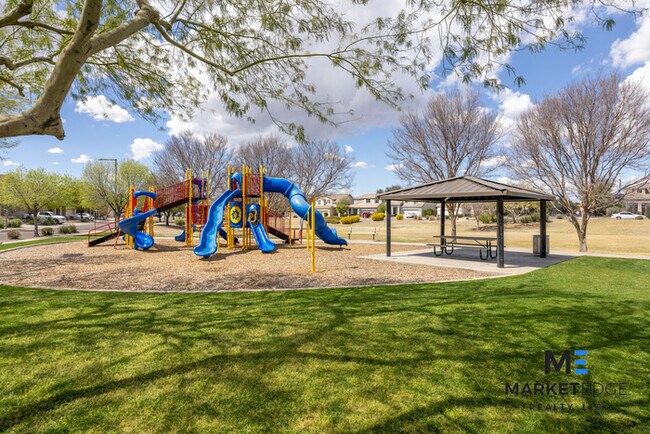 Building Photo - 3Bed/2Bath House at Litchfield Rd/Camelbac...