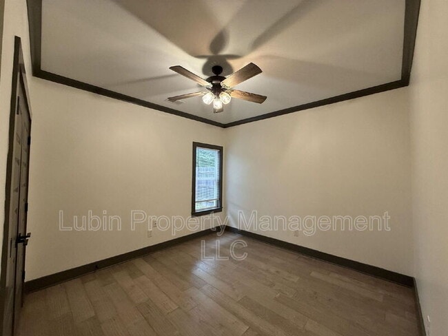 Building Photo - 4948 Wilburn Ave
