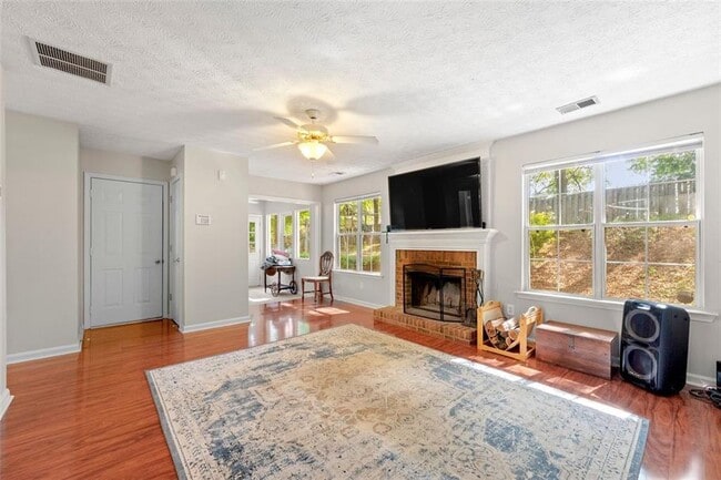 Building Photo - 4295 Cabretta Dr