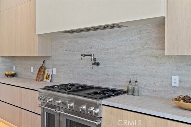 Building Photo - 14738 Otsego St