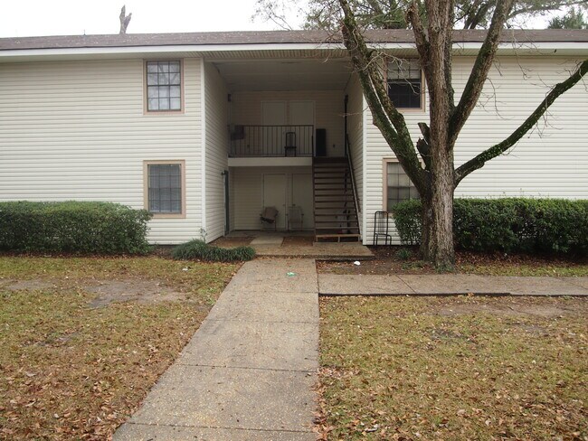 Building Photo - 807 E Cottonwood Rd