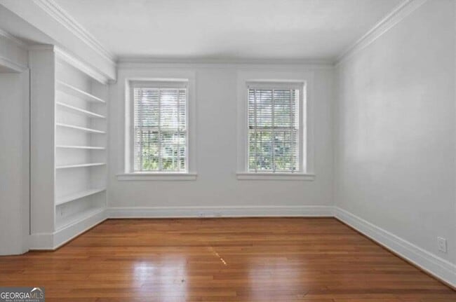 Building Photo - 1 S Prado NE