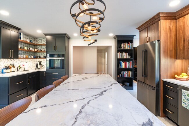 Building Photo - Stunning 4-Bed/3-Bath Home in Doylestown Township. Available Late August!