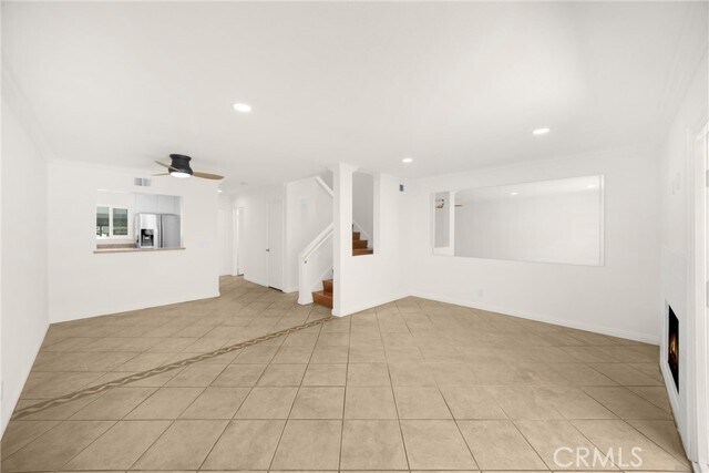 Building Photo - 307 N Singingwood St