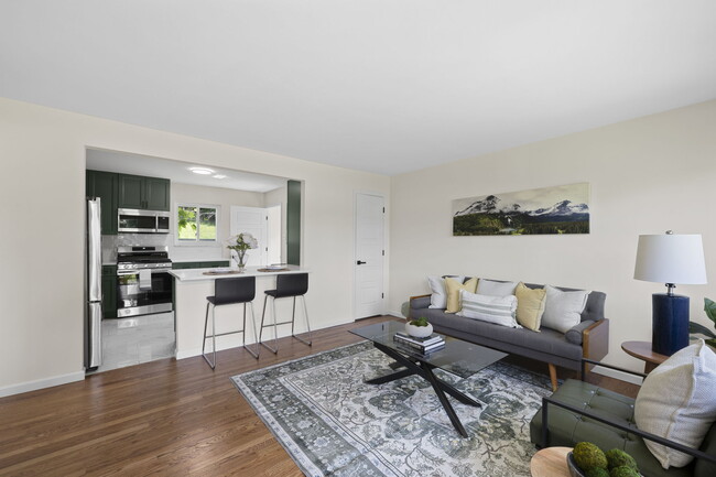 Building Photo - 7944 Lavington Dr