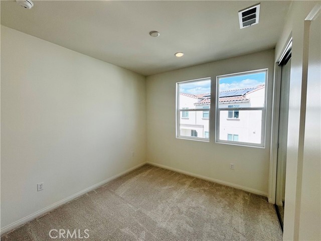 Building Photo - 2450 E Agave St