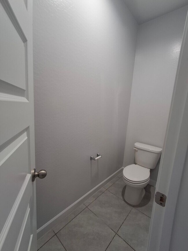 Building Photo - 36672 N Asturian Vly Wy