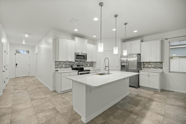 Building Photo - 5023 SW 58th Pl