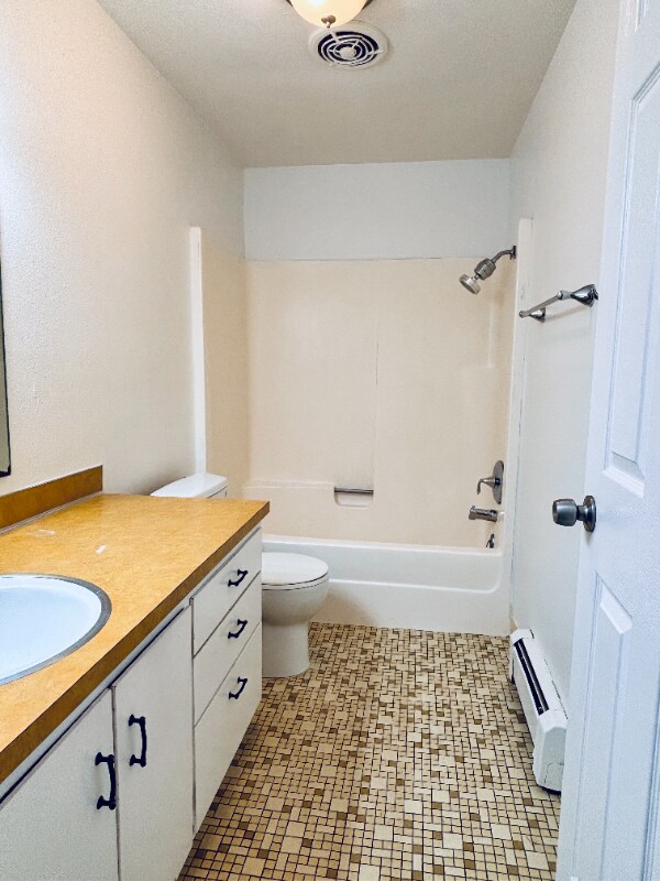 Building Photo - 351 W 550 N