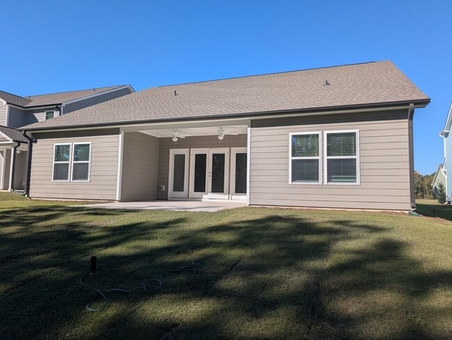 Building Photo - NEW 3bd/3bth Ranch -Golf Course View- OCTO...