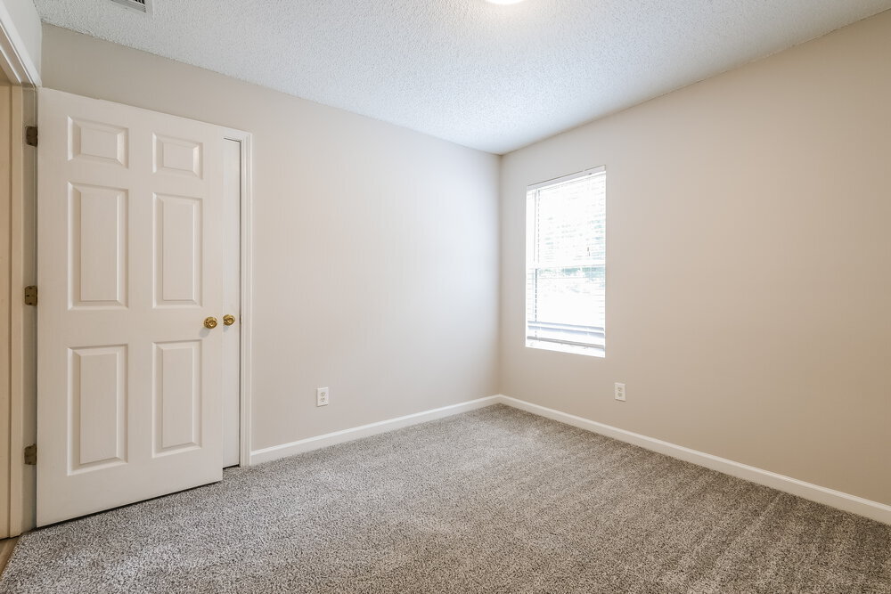 Building Photo - 6001 Colt Ridge Trail SE