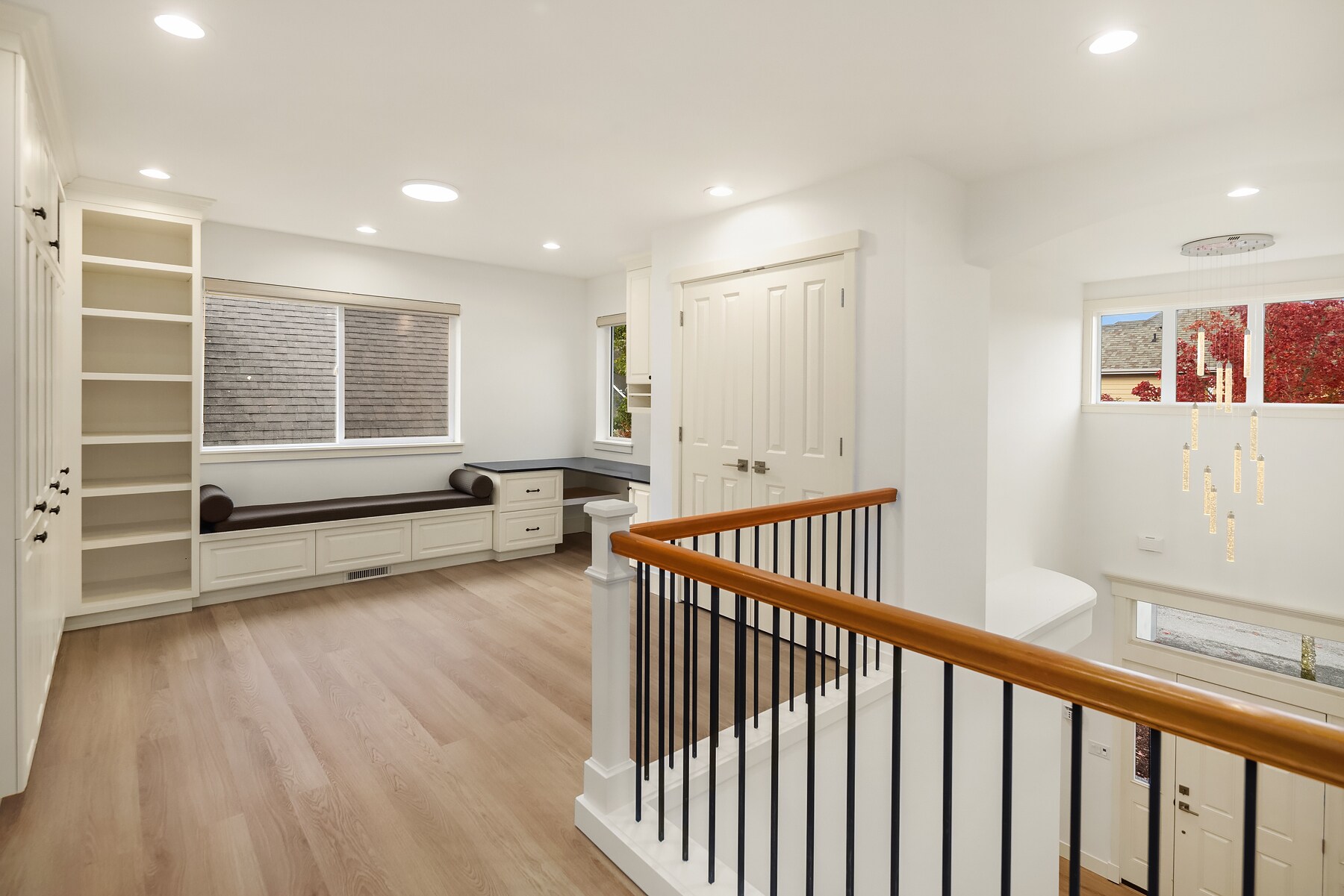 Building Photo - 2416 35th Ave NE