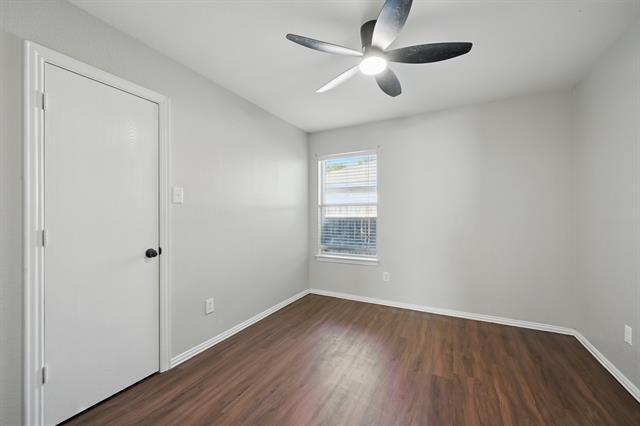 Building Photo - 1012 Waterview Dr