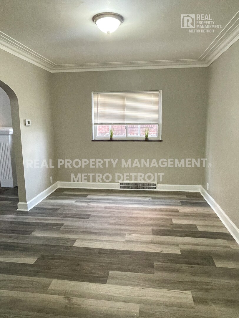 Building Photo - 16210 Ferguson St