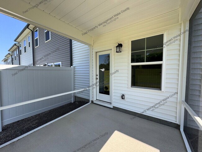 Building Photo - 254 Snowfield