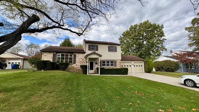 Building Photo - 3 Bedroom 1.5 Bathroom in Harrisburg -Cent...