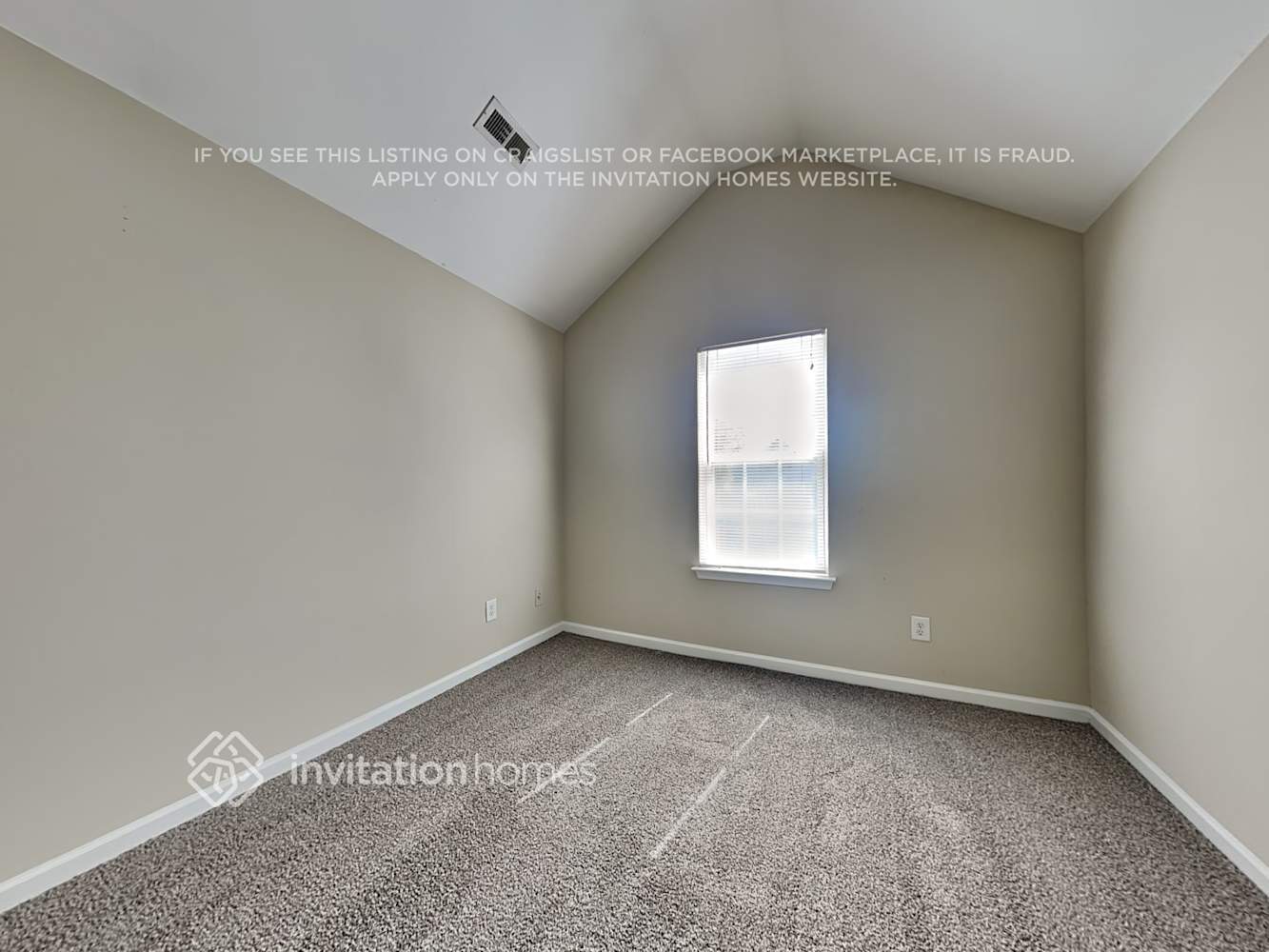 Building Photo - 7107 Fox Point Dr