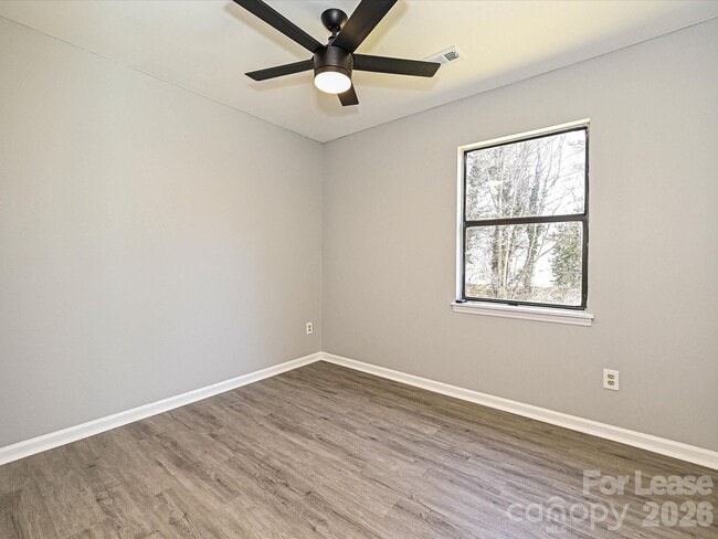 Building Photo - 6455 Tivoli Ct