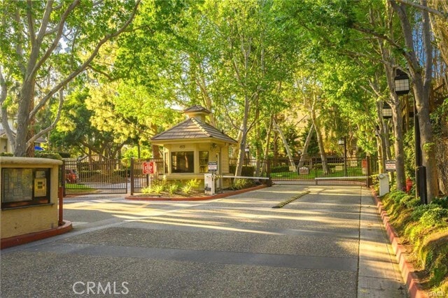 Building Photo - 2595 Plaza del Amo