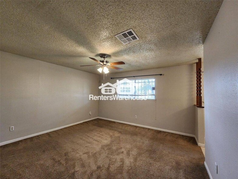 Building Photo - 9607 Hanford St