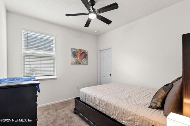 Building Photo - 12897 Logans Walk Ln