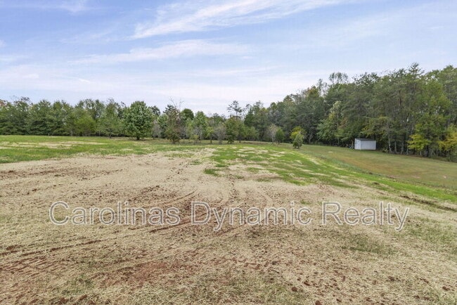 Building Photo - 133 Pumice Dr