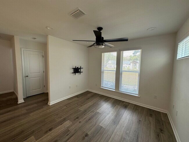 Building Photo - 2896 Blue Blossom Trail