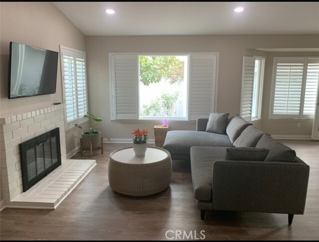 Building Photo - 25754 Sunrise Way