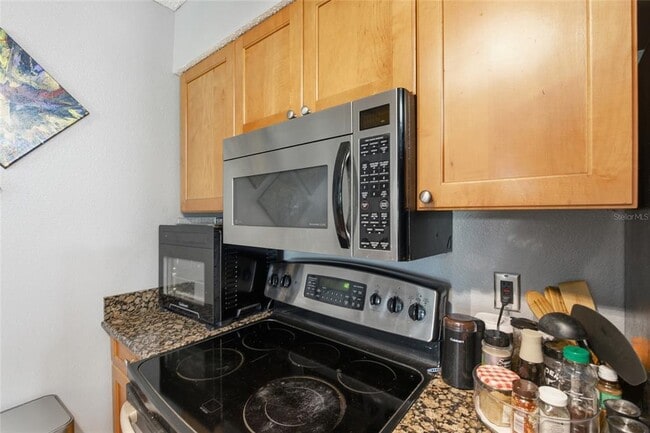Building Photo - 2400 Feather Sound Dr