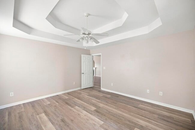 Building Photo - 104 Cello Ln