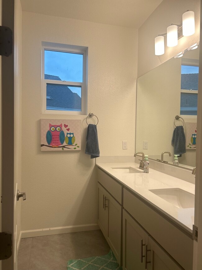 Building Photo - 21 Seaward Ct