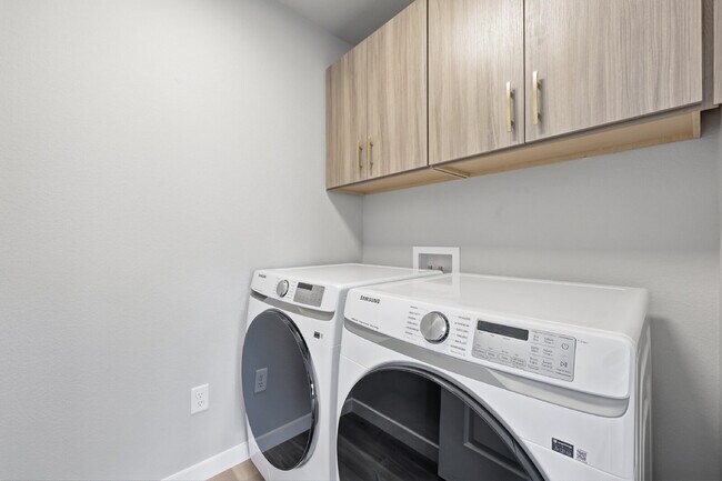 Building Photo - $2,795.95, 4-bed, 3.5-bathroom new build with gorgeous finishes.