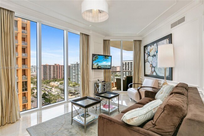 Building Photo - 17875 Collins Ave