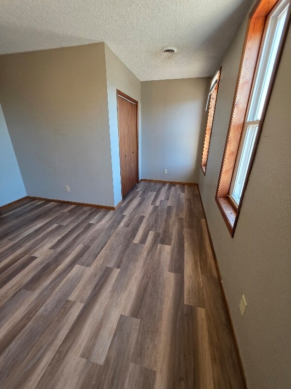 Building Photo - 518 Rhomberg Ave