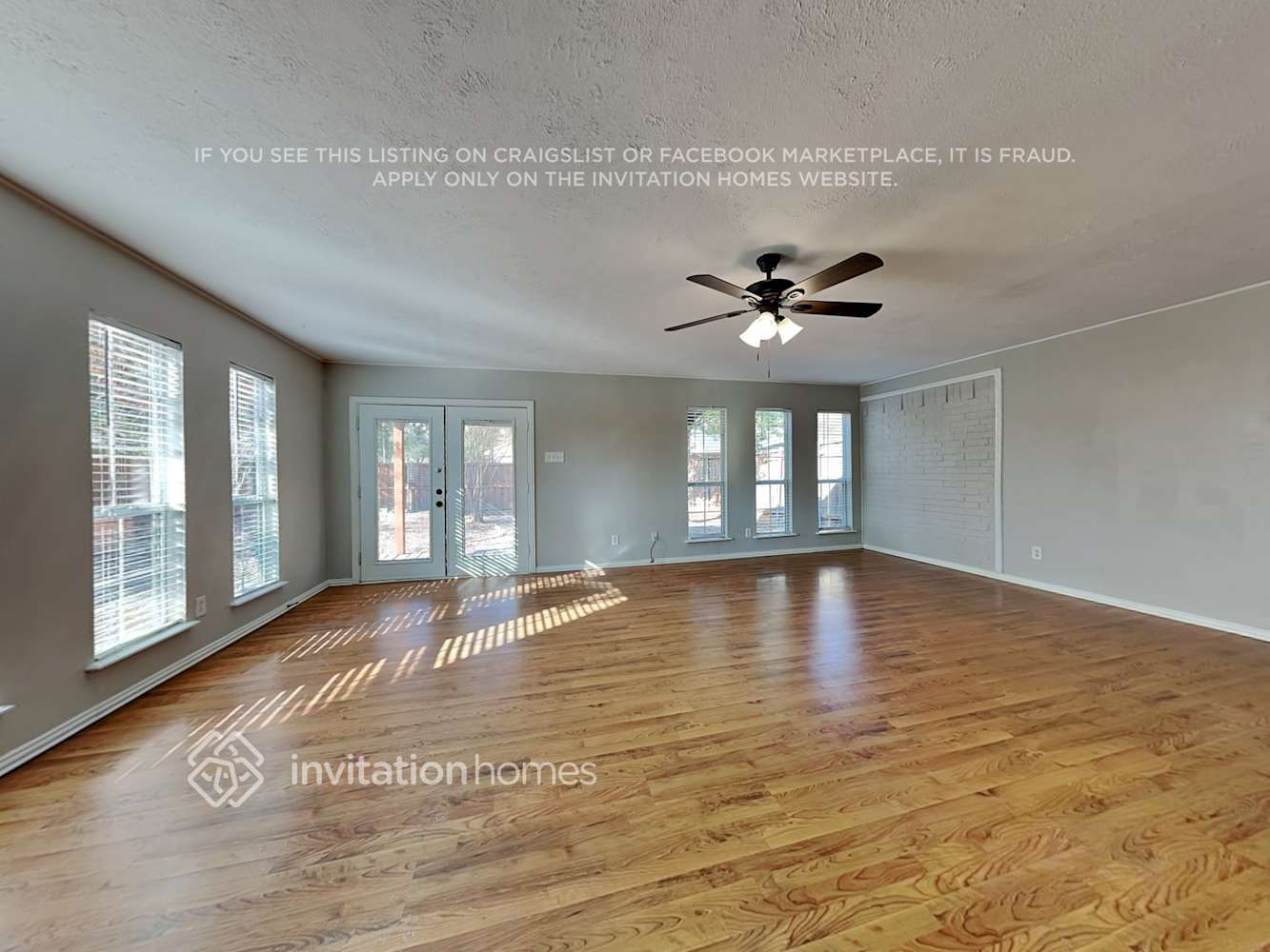 Building Photo - 1301 Clearview Dr